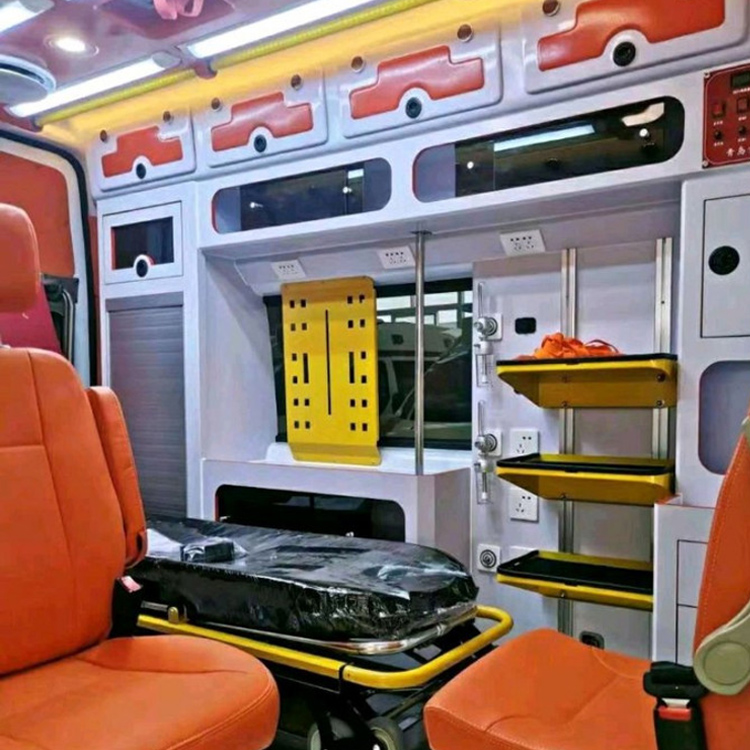嫩江长途救护车护送病人租赁价格